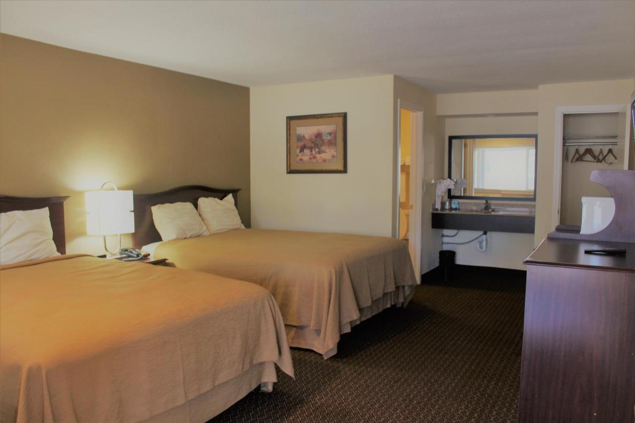 לייקוויו Oregon Trail Inn And Suites מראה חיצוני תמונה